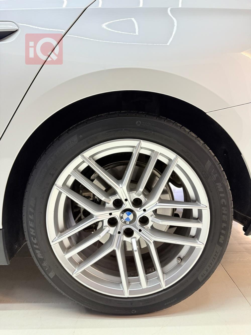 بي ام دبليو الفئة 5